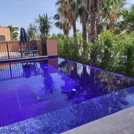 Ebene, 9 Couple Only Au Village Naturiste Hotel typu riad Agde