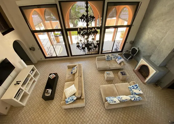 Ebene, 9 Couple Only Au Village Naturiste Ріад